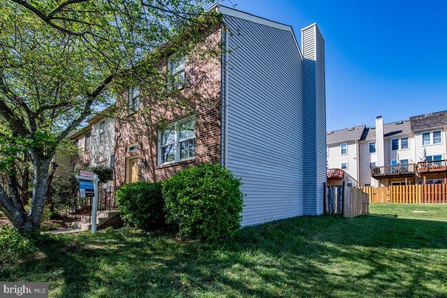 Foto del edificio - 6317 Betsy Ross Ct