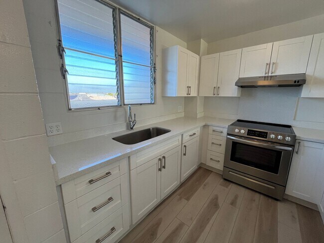 Foto del edificio - Ilaniwai (Salt Lake/Honolulu) 2 bedrooms, ...