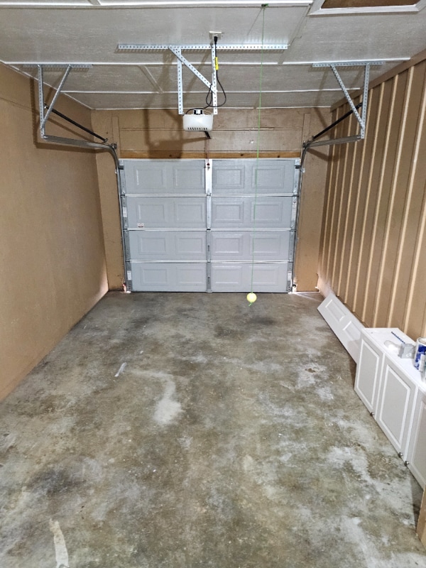 Building Photo - 2049 Nancy Cir