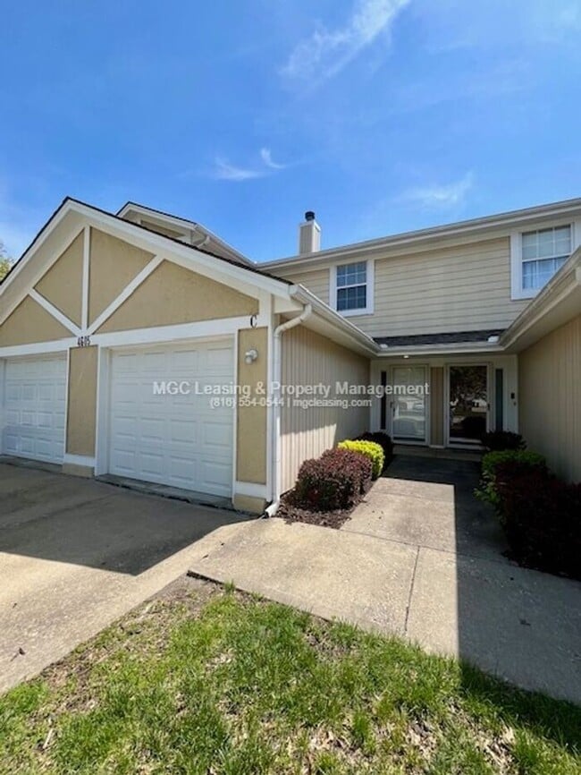 Building Photo - 4601B NE Whispering Winds Dr