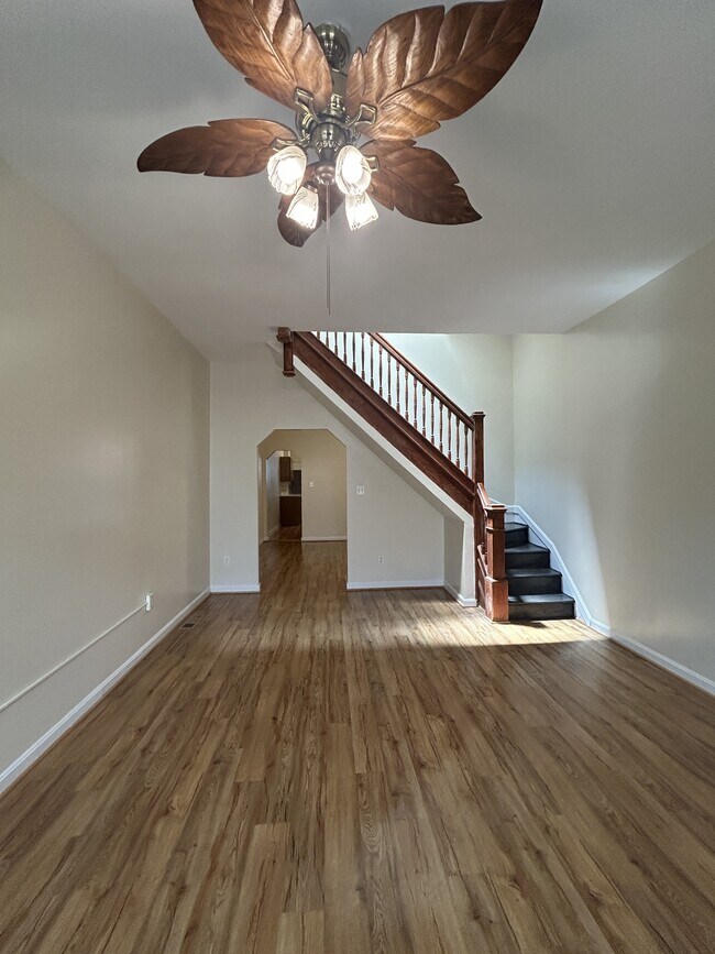 Foto del edificio - 1604 Moreland Ave