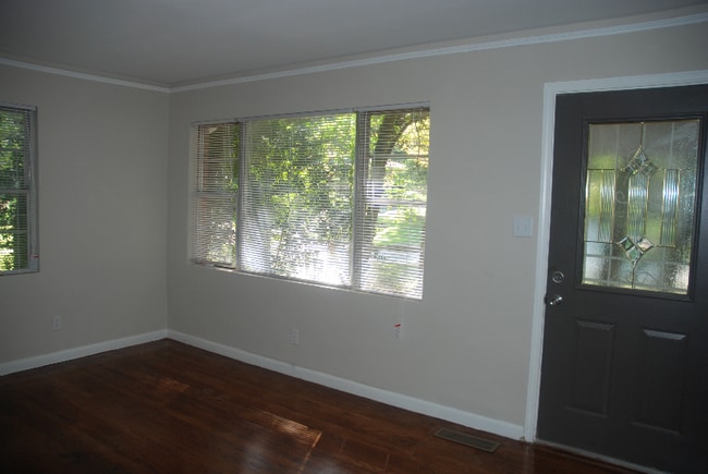 Photo - 2038 Dellwood Pl House