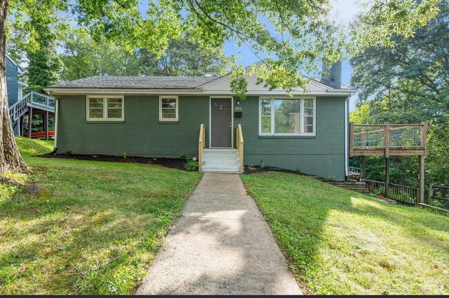 3 bed 1 bath home in Sandusky area. - 3 bed 1 bath home in Sandusky area.