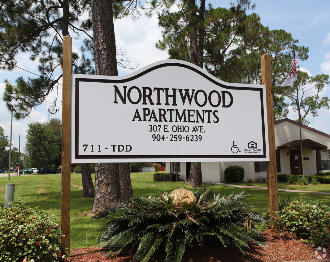 Foto del edificio - Northwood Apartments