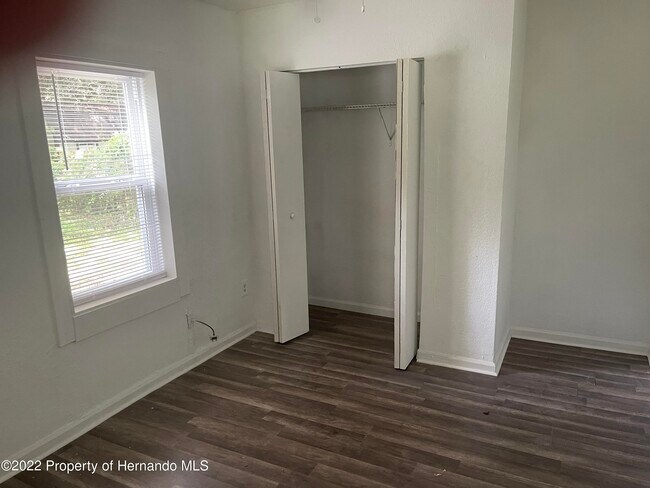 Building Photo - 9023 Gronde Ave