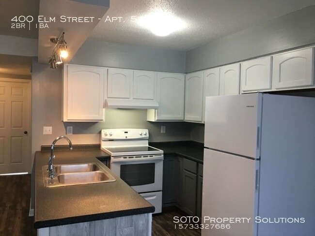 Building Photo - Scott City, Updated, Main Level Apartment