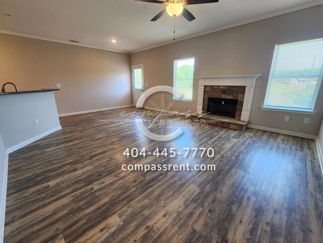 Building Photo - 228 Lyndon Wy NW