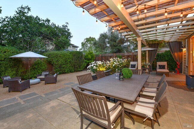 Foto del edificio - 1571 Voorhees Cir