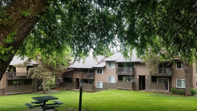 Foto del edificio - Westbrook Village