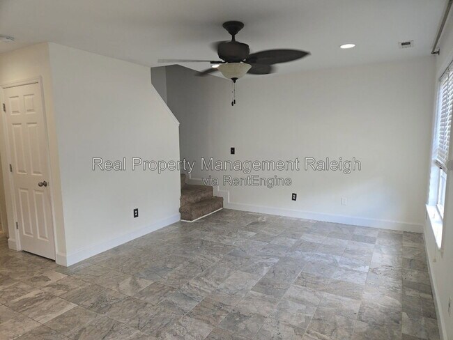 Foto del edificio - 2607 Dwight Pl
