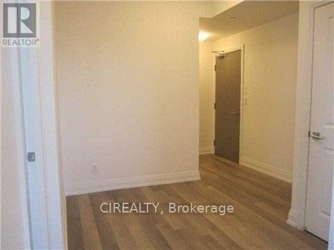 Photo du bâtiment - 7165-7165 Yonge St