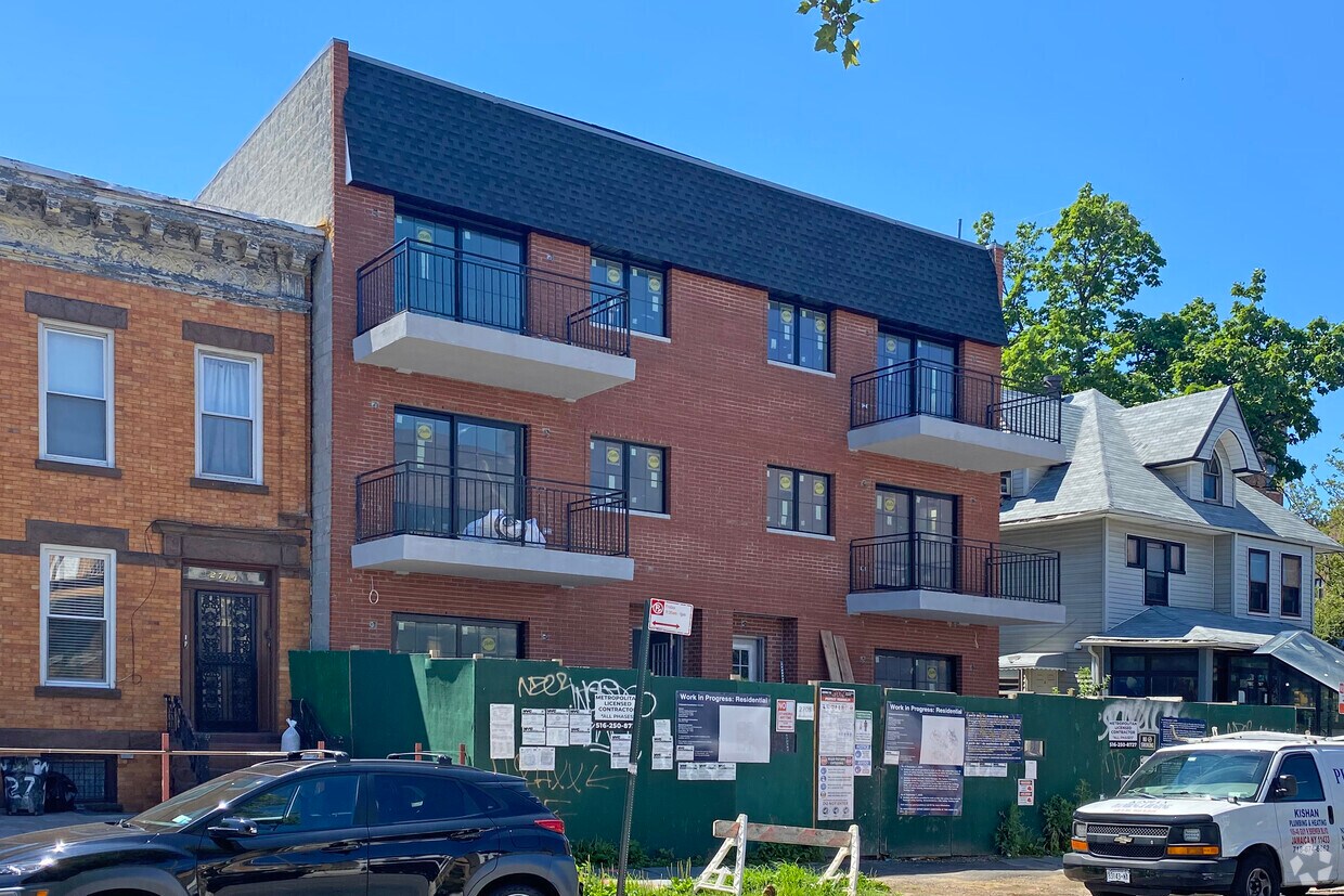 Foto del edificio - 2708 Glenwood Rd