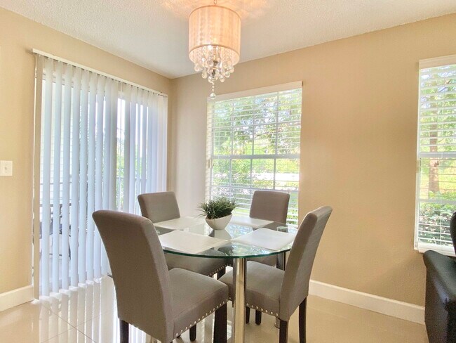 Photo - 11520 Westwood Blvd Apartment