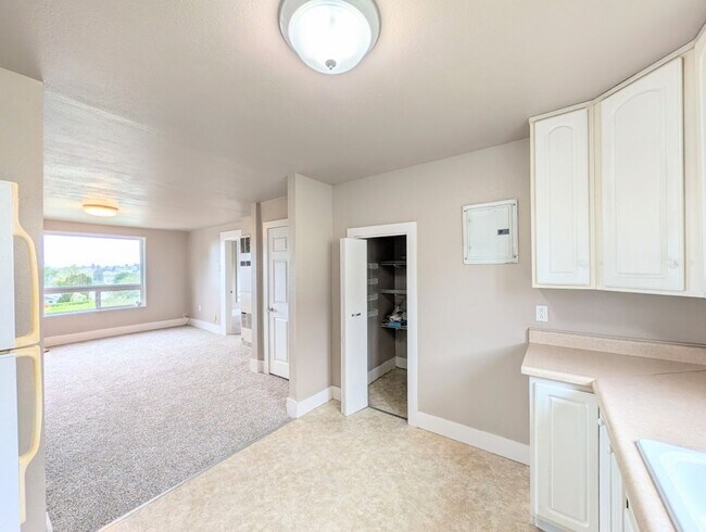 Foto del edificio - 1Bd/1Ba Everett Condo