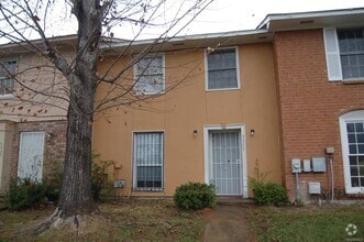 Building Photo - 5927 Singleton St