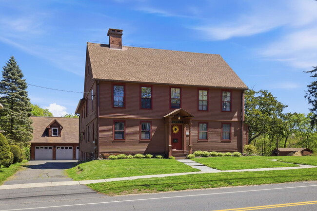 Building Photo - 883 Worthington Rdg