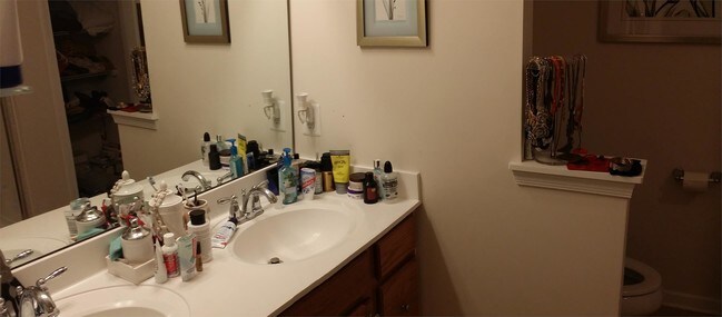 Photo - 22886 Chestnut Oak Terrace Townhome