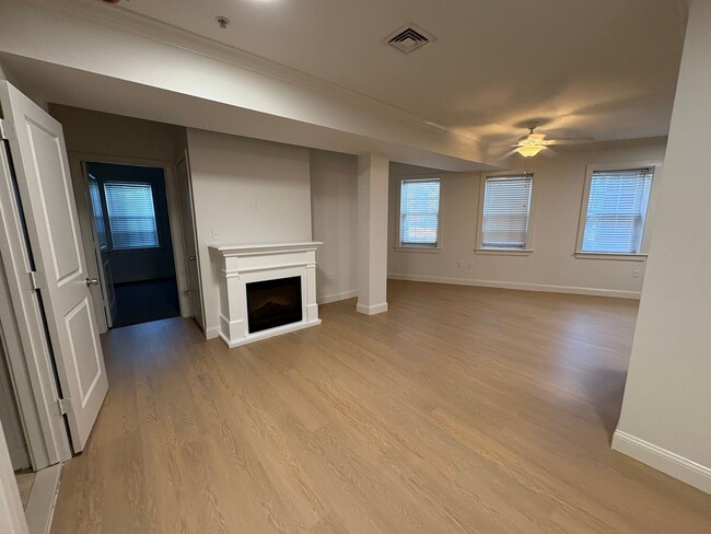 Interior Photo - Bostonian Shoe Lofts