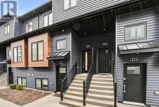 Building Photo - 781 Clare Ave