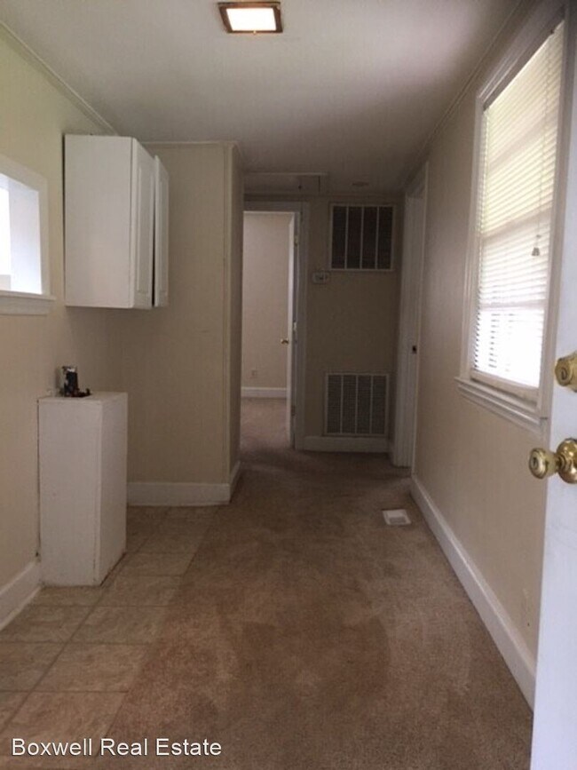 Foto del edificio - 2 br, 1 bath House - 505 Roxie Avenue