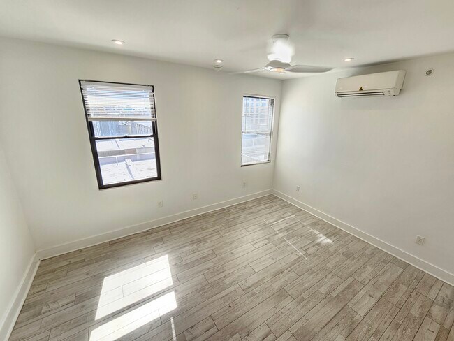 Foto del edificio - 1169 Hope St