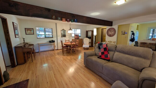 Foto del edificio - 14760 Echo Ridge Dr