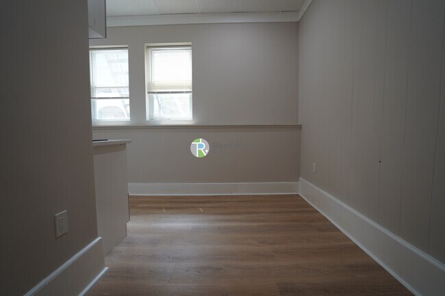 Foto del edificio - 142 Dorchester St