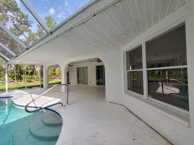 Building Photo - 3020 Delor Ave