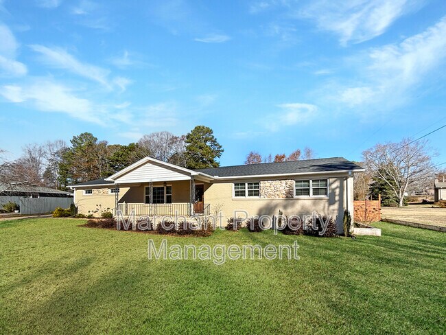 Foto del edificio - 102 Longview Terrace