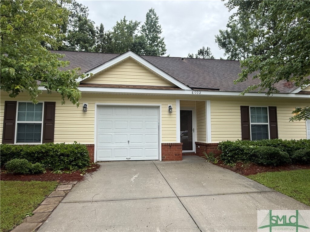 Primary Photo - 8002 Towne Pk Dr