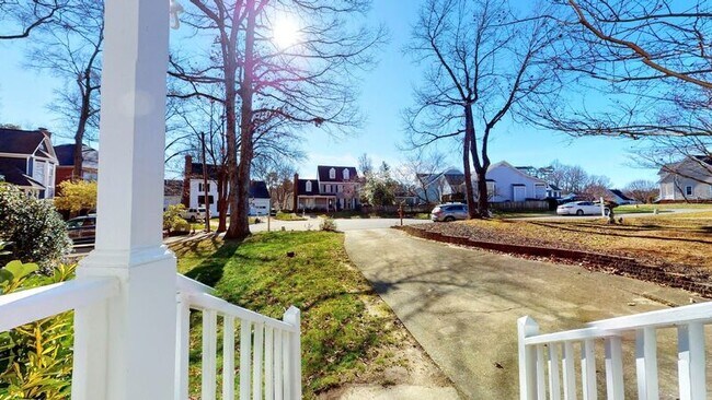 Foto del edificio - 4509 Latrobe Ct