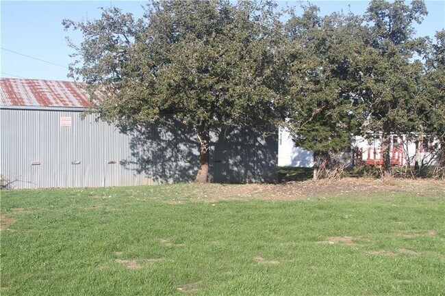 Building Photo - 13675 Hero Way W