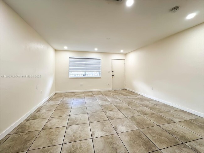 Building Photo - 1202 NW 61st St