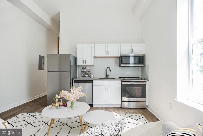 Foto del edificio - 407 S 42nd St