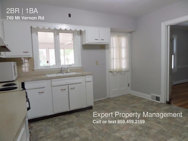 Building Photo - 749 Mount Vernon Dr