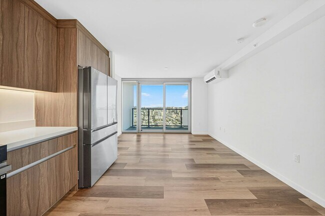 Foto del edificio - 1500 Rycroft St