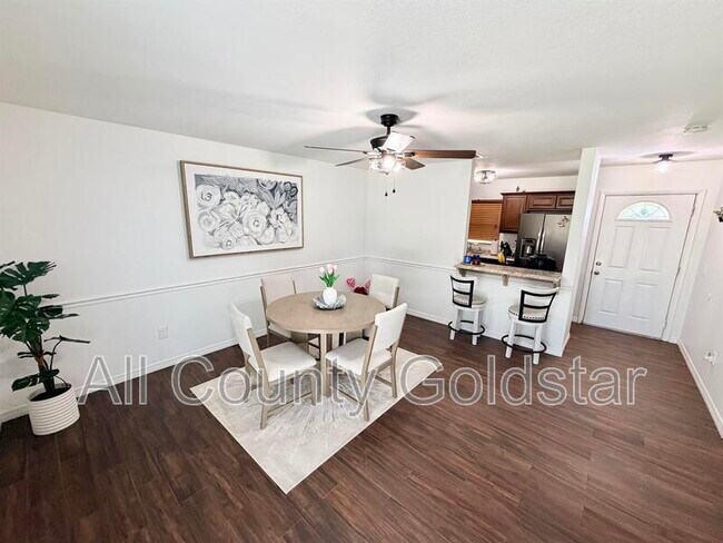 Foto del edificio - 5815 Spearman Cir