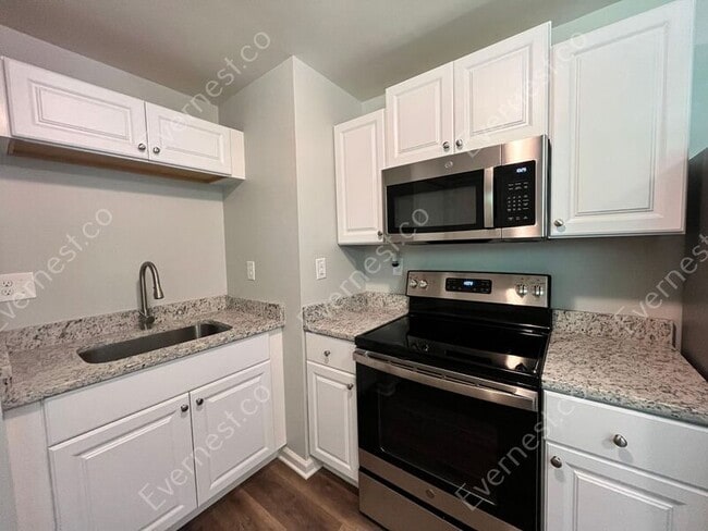 Foto del edificio - 908 Lewiston Ave