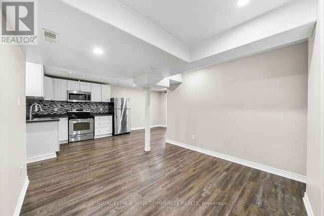 Photo du bâtiment - 1821 Lamstone St