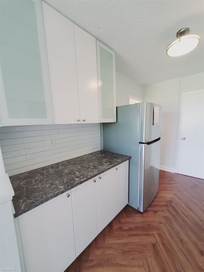 Foto del edificio - 1 br, 1 bath Condo - Hayes House
