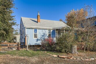 Building Photo - 1010 Jay St Building Photo - 1010 Jay St