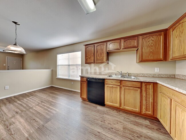 Building Photo - 2054 Moonlight Trl