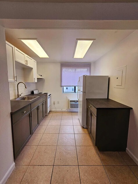 Foto del edificio - 2154 Bradford St
