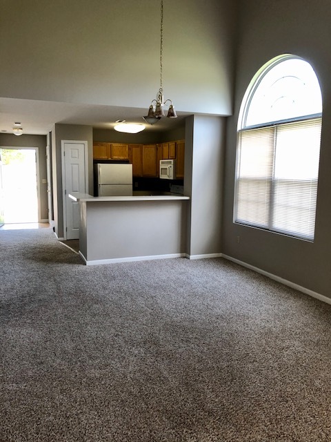 dining room area - 108 Northbay Ct