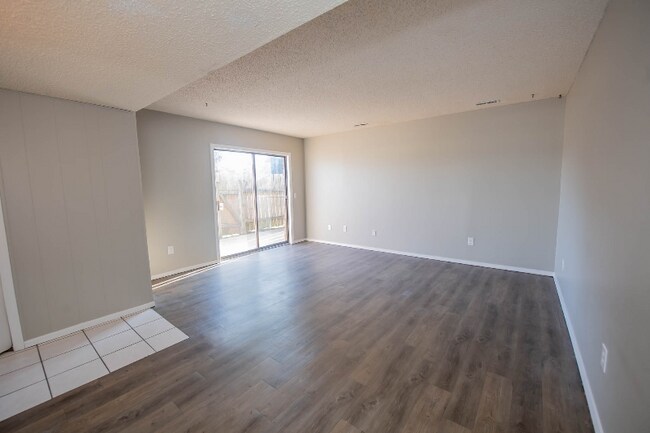 Photo - 2054 Garland Ave Townhome