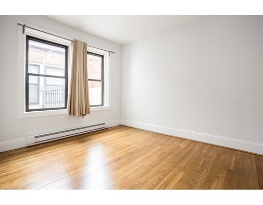 Foto del edificio - 90 Warrenton St