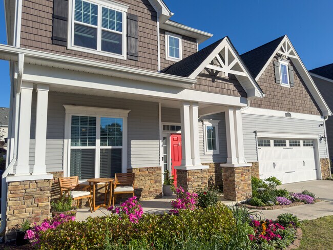 Building Photo - 206 Willow Ridge Dr