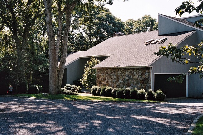 Foto del edificio - 53 Hidden Cove Ct