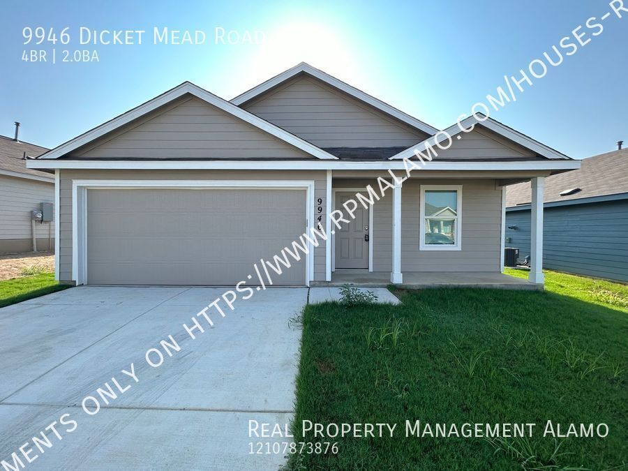 Primary Photo - *COMING SOON* 4 Bedroom / 2 Bath Home w/ C...