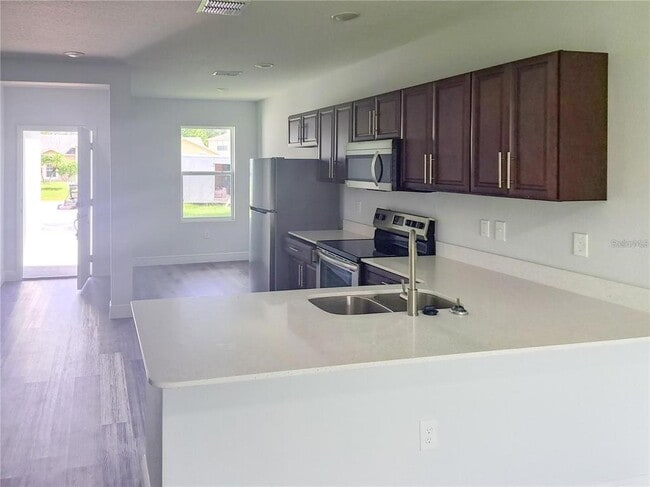 Foto del edificio - 1030 NW 57th Ct